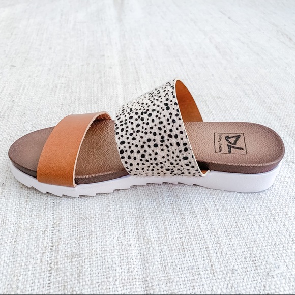 NBW DIRTY LAUNDRY Sandals - Picture 8 of 12